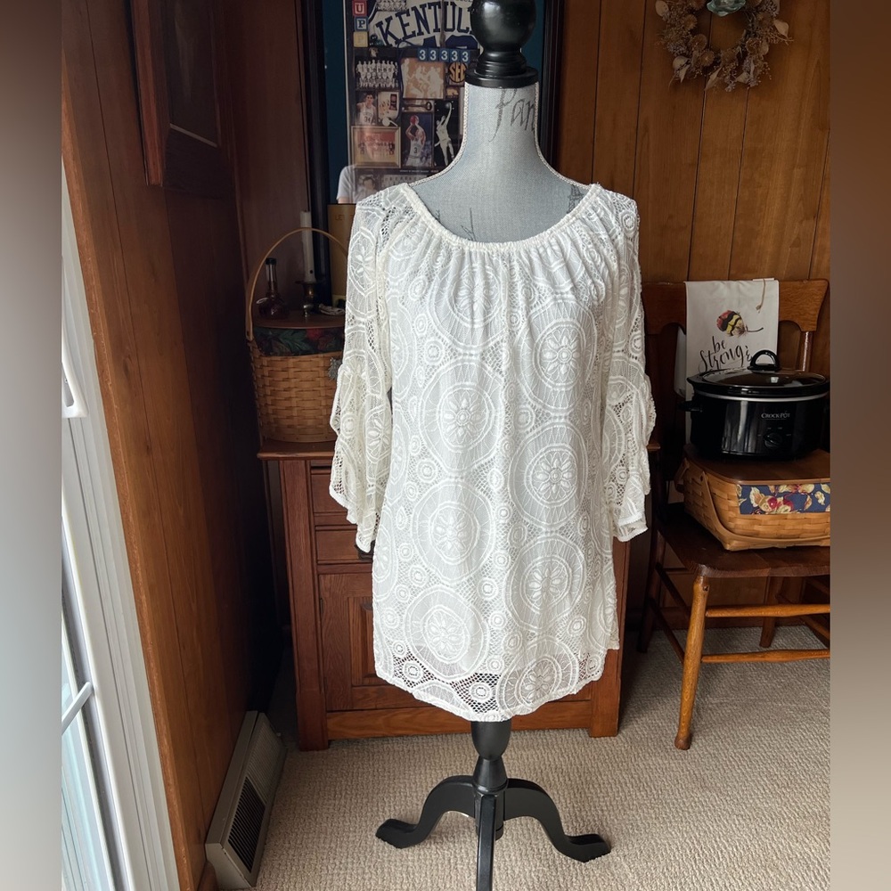 Elegant White Full Lace Women's Tunic Top